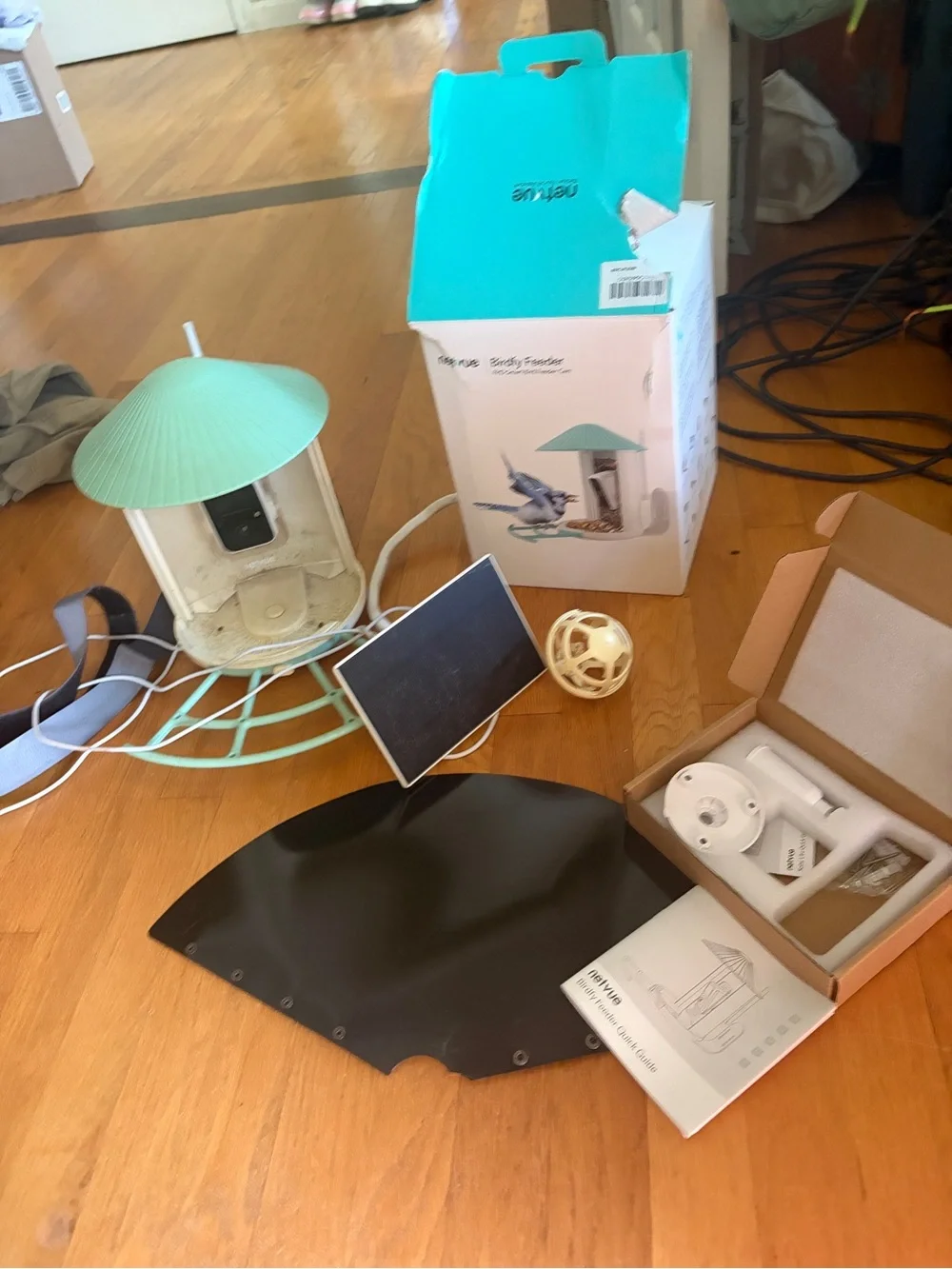 Netvue Birdfy Bird Feeder with Camera, Smart Bird Camera with Solar Panel, AI Id